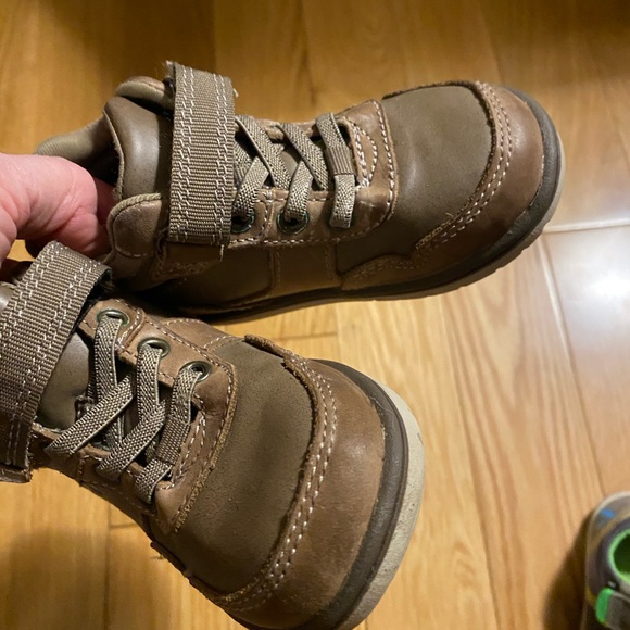 Stride Rite Brown Leather Toddler Boots - Picture 1 of 7